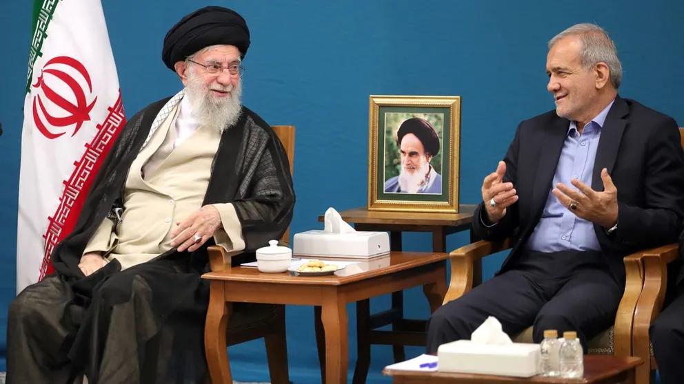 Iran's President Masoud Pezeshkian and Iran's Supreme Leader Ali Khamenei, 27 August 2024.